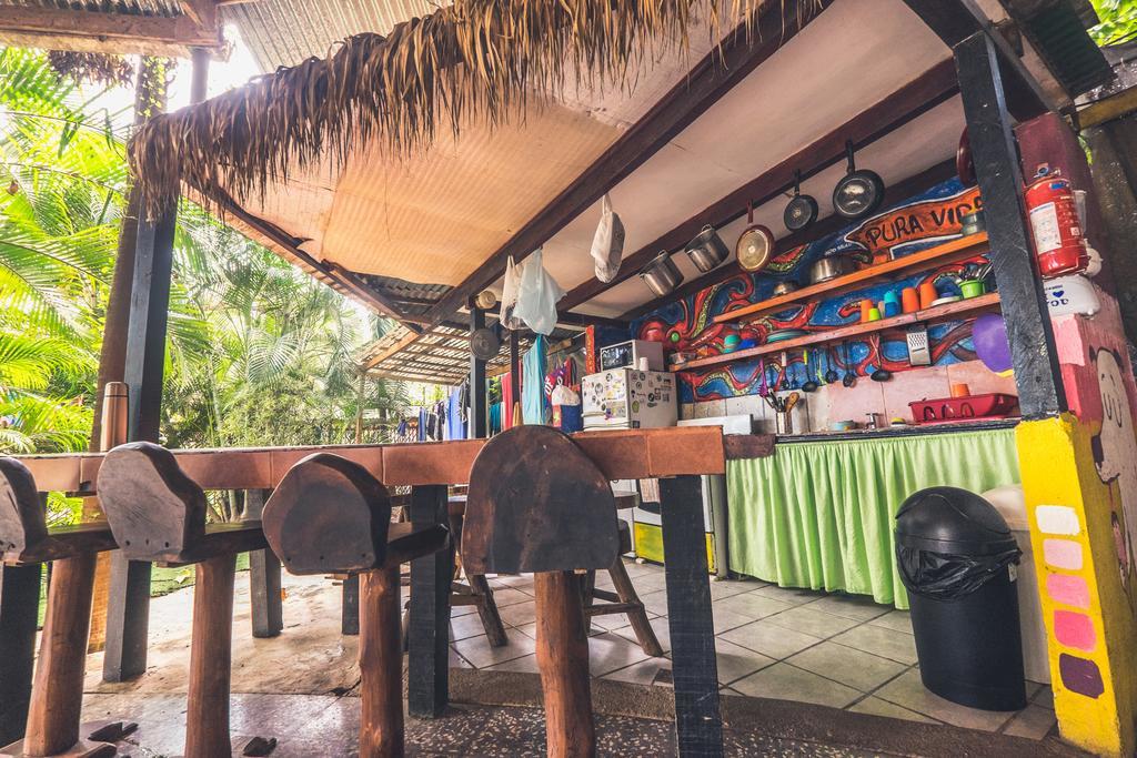 Pura Vida Hostel Tamarindo Exterior foto